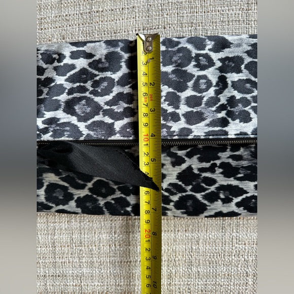 J Crew velvet foldover leopard clutch - Picture 3 of 6